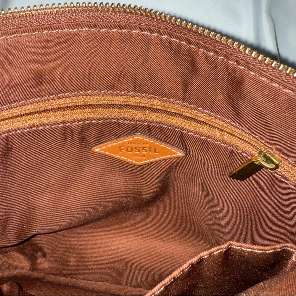 EUC Fossil Emma Leather Crossbody Shoulder Bag - Picture 5 of 8